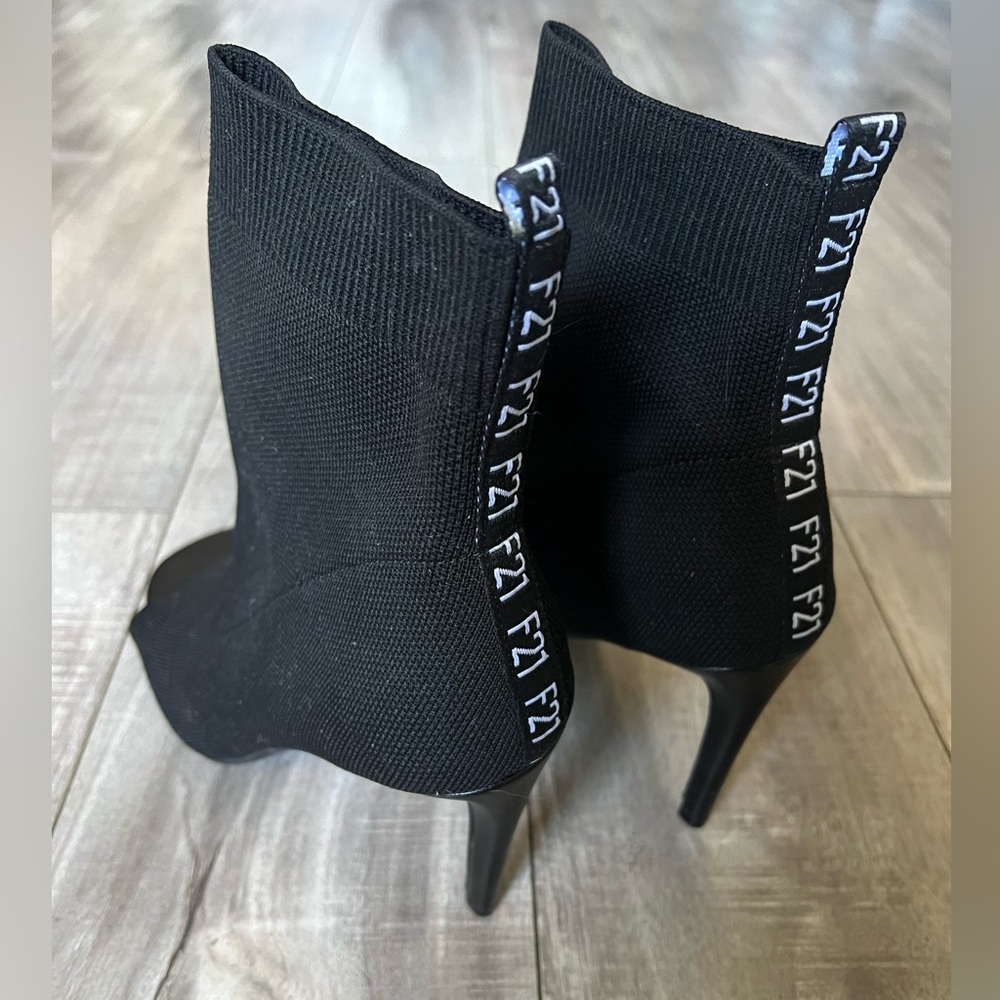 Forever 21 Black Heeled Boots with Stiletto Style